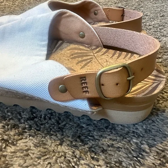 Reef Women's White and Tan Slip-On Shoes - Picture 7 of 10